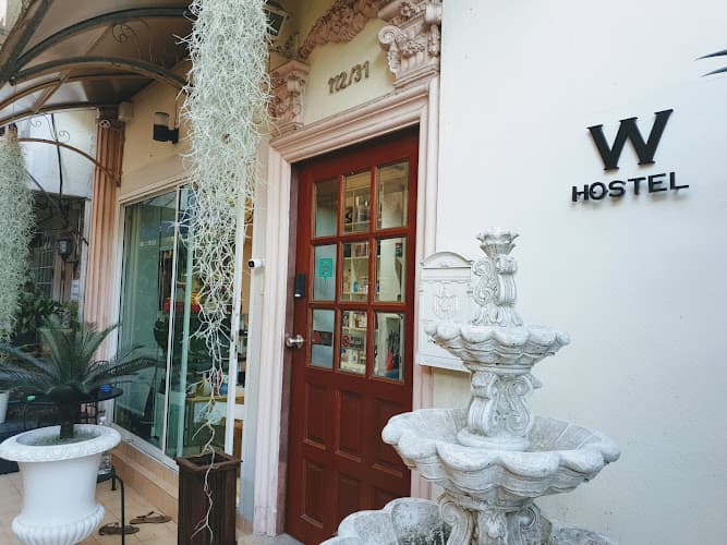 Wang Lang Hostel