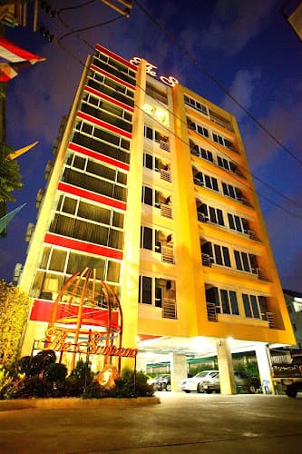 The Sunreno Hotel