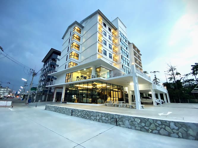 โรงแรม กีน ชลบุรี GEEN Hotel Chonburi