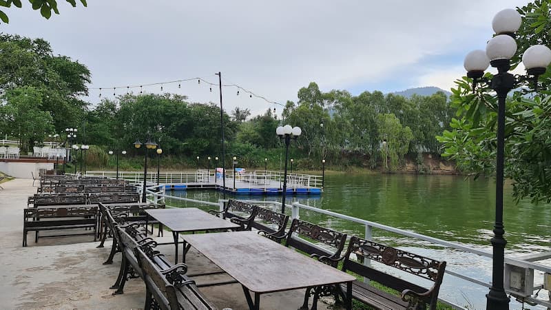 Chonburi mountaincamp