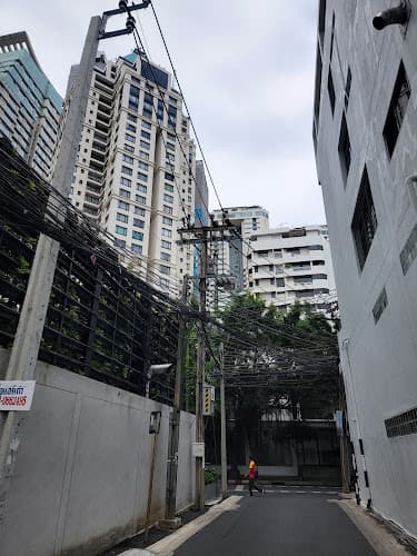 BS Court Sathon